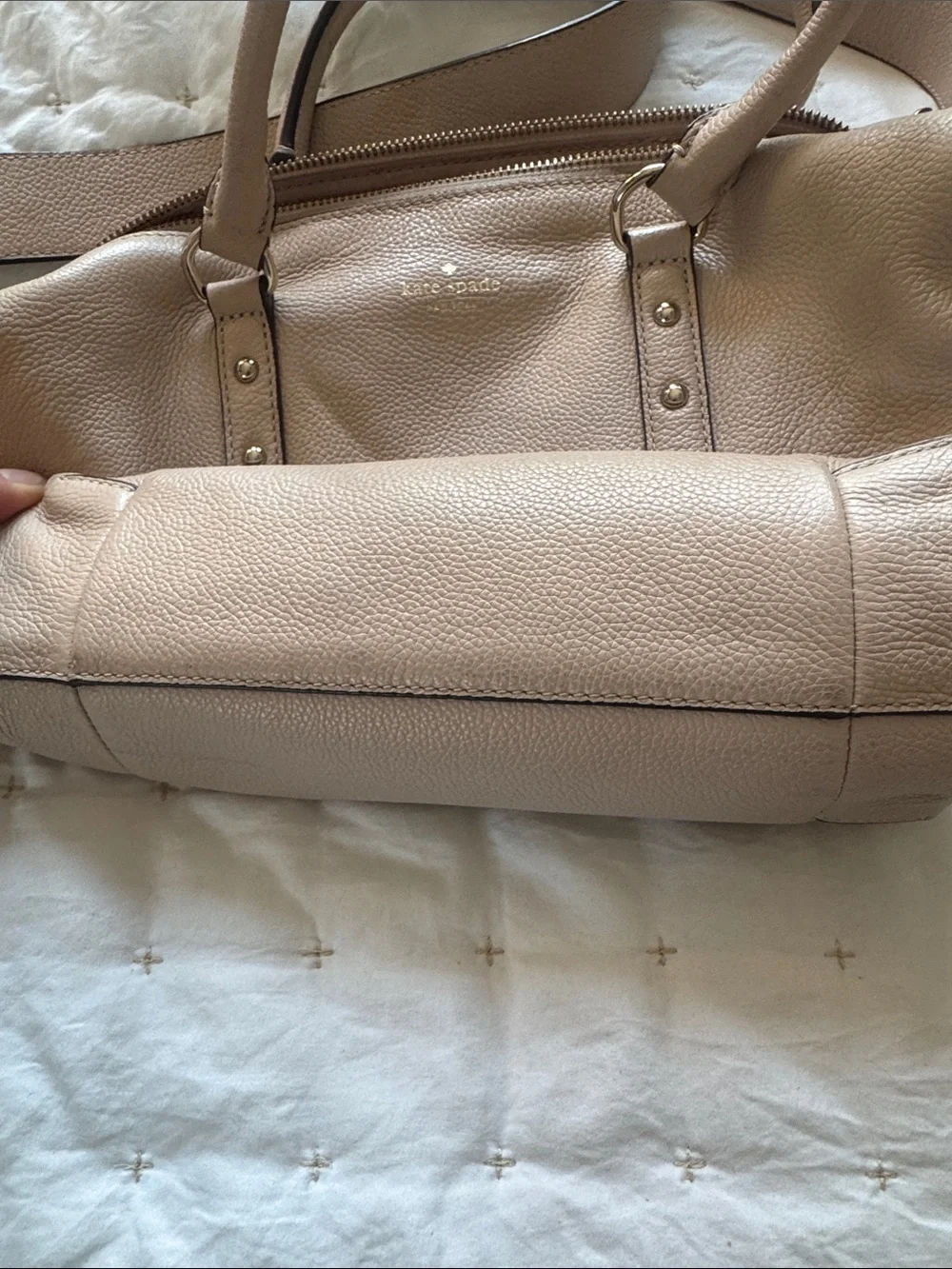 kate spade Pebbled beige purse with Detachable Strap